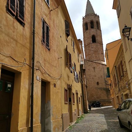 Casa Vacanza Il Campanile Alghero Kültér fotó
